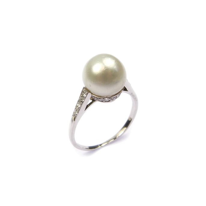   Cartier - Single stone pearl and diamond ring | MasterArt